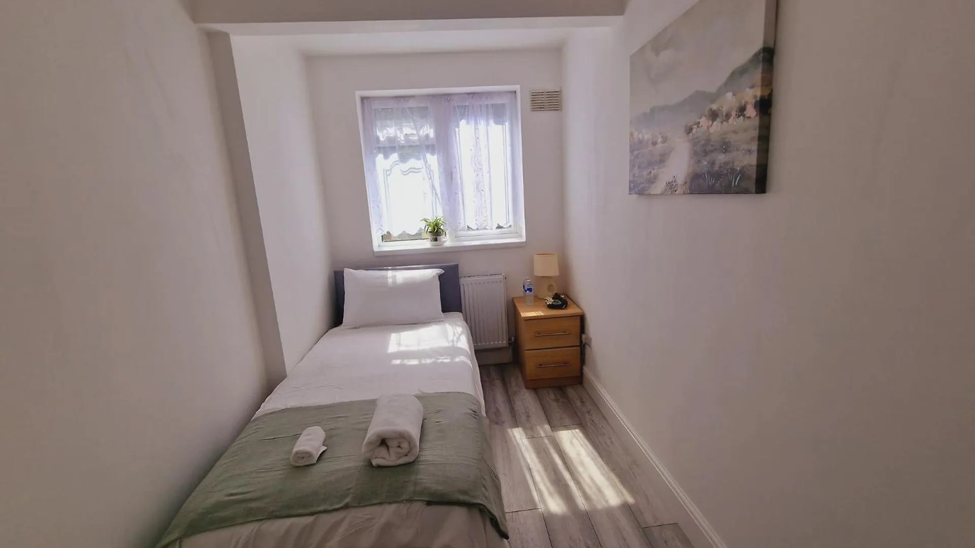 Cosy 2 Bedroom Apartments - Greenwich Londyn